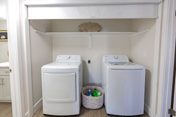 In-home laundry at sunset winds apartments in henderson, nv 89014